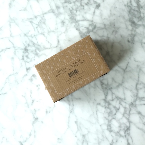 mackenzie childs Patience Brewster Forget Me Knot Egg Salt & Pepper Set - Picture 6 of 7